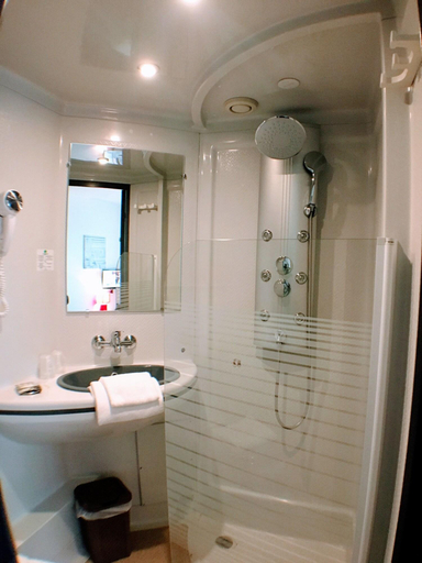 Bathroom, Hotel Le Marais, Aube