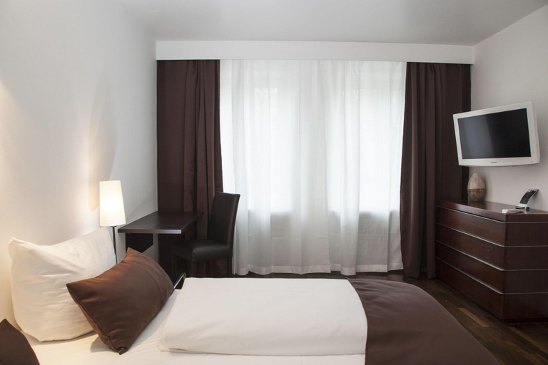 Bedroom 4, Hotel Mons Am Goetheplatz, München