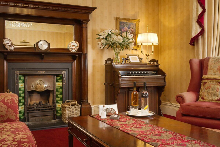 Public Area 2, Lincoln House Hotel, Cardiff