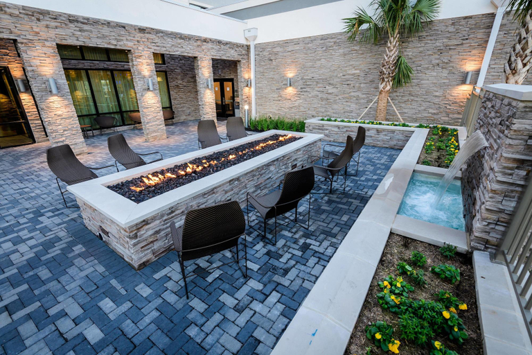 Exterior & Views 1, Courtyard by Marriott Lake Jackson, Brazoria