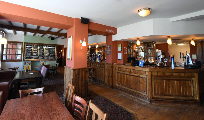 Food & Drinks 5, The Crown by Marstons Inns, Worcestershire