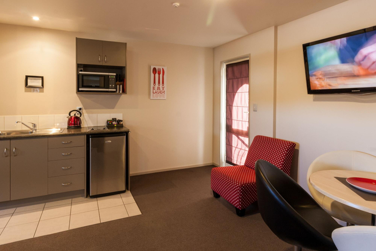 Public Area 2, 171 On High Motel, Marlborough