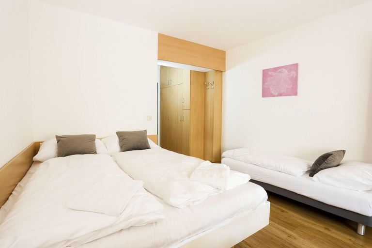 Bedroom 3, myNext - Westbahnhof Hostel One, Wien
