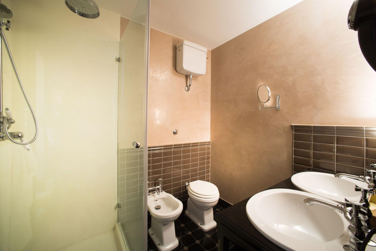 Bathroom 4, Boutique B B Torre De Conti, Florence