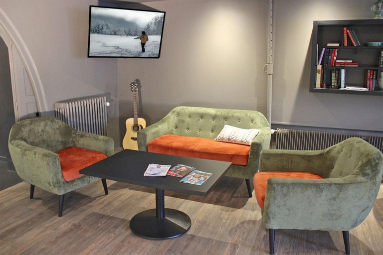 Public Area 3, Le Comte Rouge, Haute-Savoie