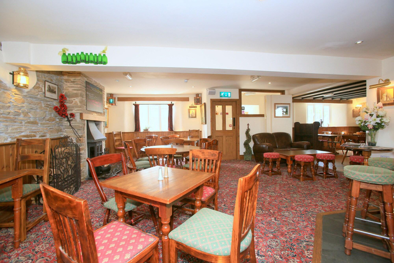 Food & Drinks 5, The Globe Inn, Devon