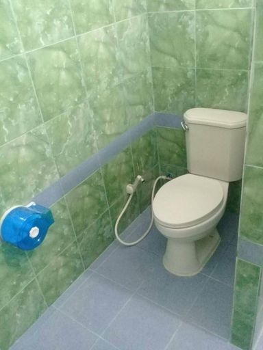Bathroom 5, Sarm Mork Guesthouse, Muang Mae Hong Son