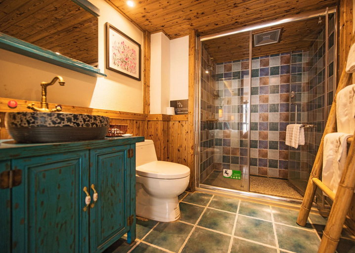 Bathroom 4, Secret Courtyard Resort Hotel, Guilin