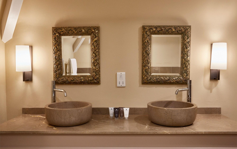 Bathroom 5, Bailiffscourt Hotel & Spa, West Sussex