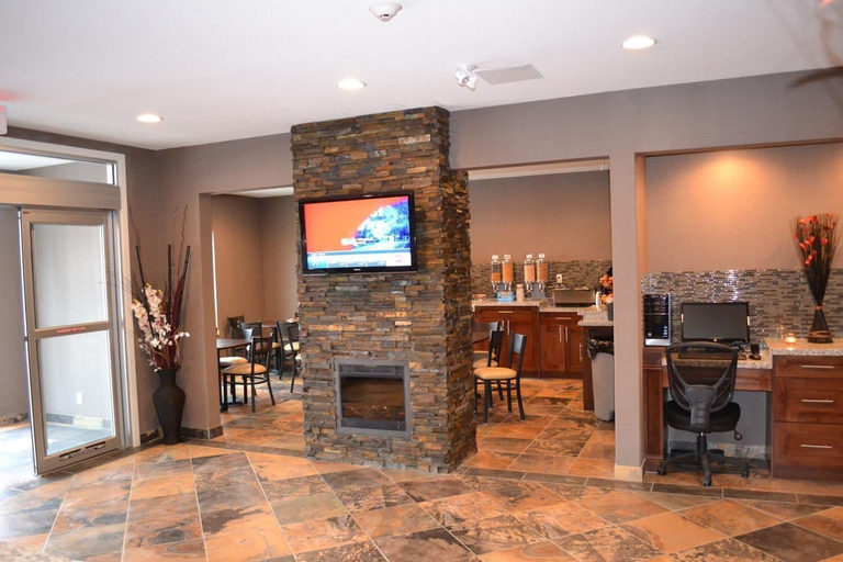 Public Area 2, Carlyle Western Star Inn & Suites, Division No. 1