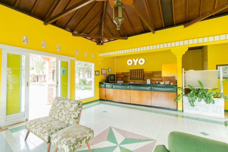 Public Area 3, OYO 1924 Hotel Rafflesia, Sukabumi