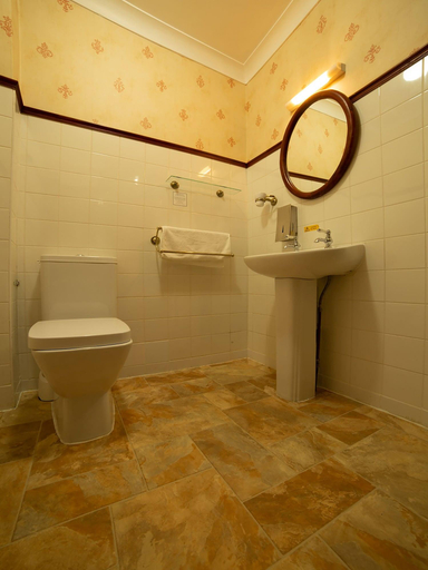 Bathroom 4, Fines Bayliwick Country House, Bracknell Forest