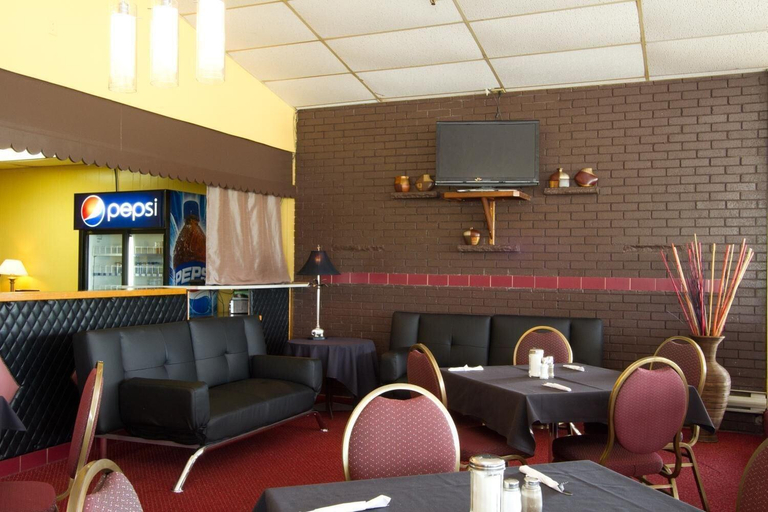 Public Area 2, Skye Hotel Ridgetown, Chatham-Kent