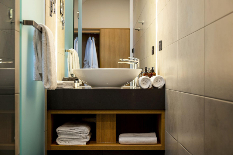 Bathroom, Quality Inn Prospect House, Clarence