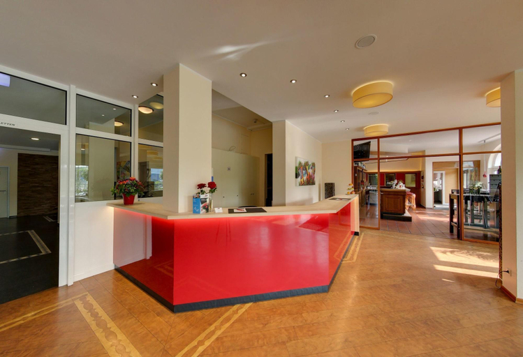 Public Area 3, Hotel Brackweder Hof, Bielefeld