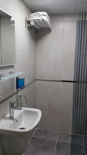 Bathroom 5, Sun Hotel, Çeşme
