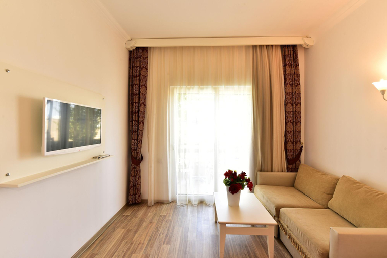 Bedroom 4, Ayaz Aqua Beach Hotel, Bodrum