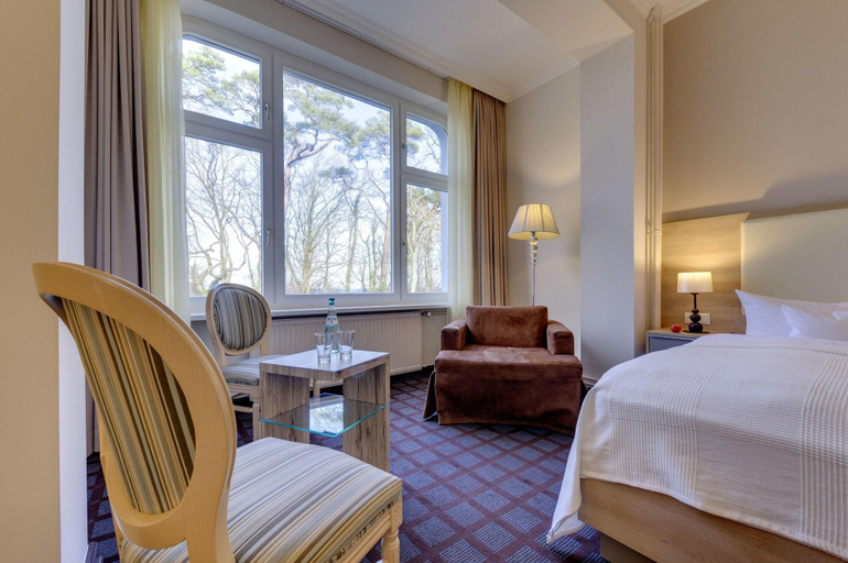 Bedroom 3, Polar-Stern, Rostock