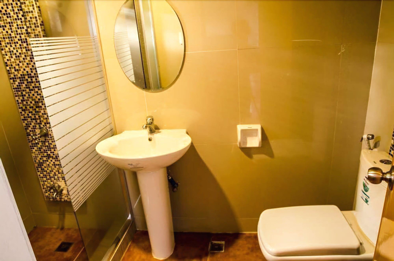 Bedroom 5, Dreamwave Resort Laguna, Calamba City