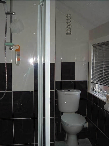 Bathroom 4, Heathfield Bed and Breakfast, North Yorkshire