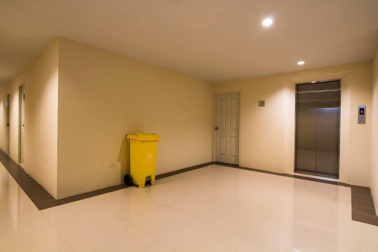 Others 5, Dae Ma Place, Muang Nonthaburi