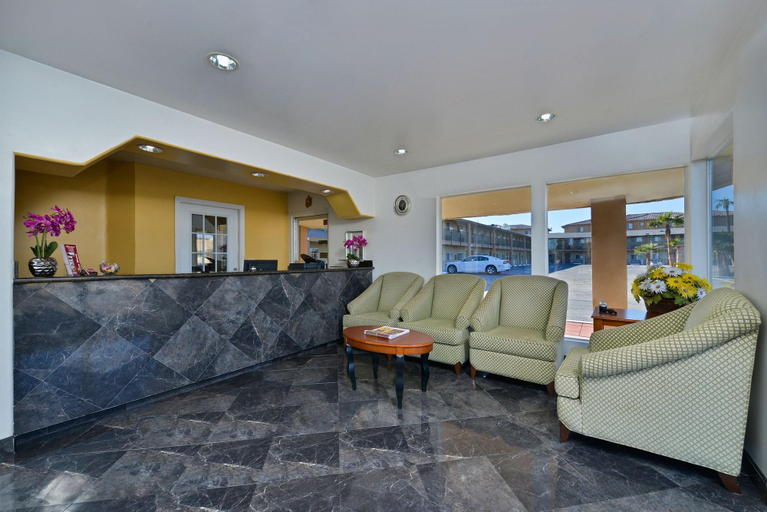 Public Area 2, Crown Motel, Imperial