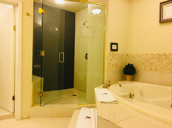 Bathroom 4, Hotel Frontiere, Tijuana