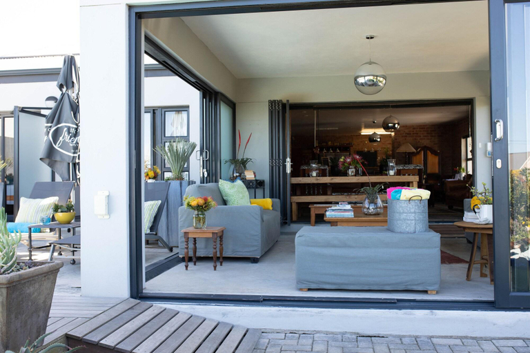 Public Area 4, Stay at Friends, Overberg