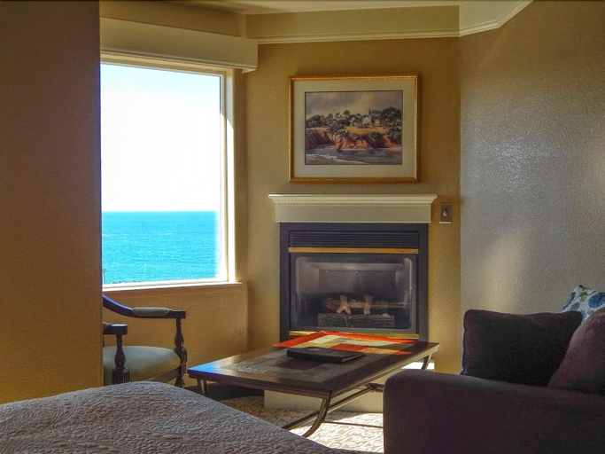 Bedroom 4, North Cliff Hotel, Mendocino
