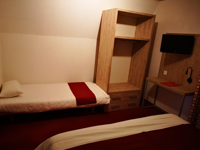 Bedroom 3, Brit Hotel Espace, Alpes-de-Haute-Provence