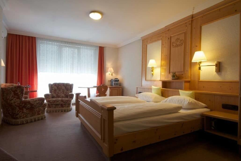 Bedroom 5, AAAA Hotelwelt Kübler, Karlsruhe