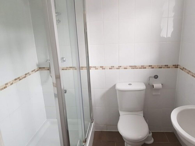 Bathroom 4, Glan Aber Hotel, Conwy