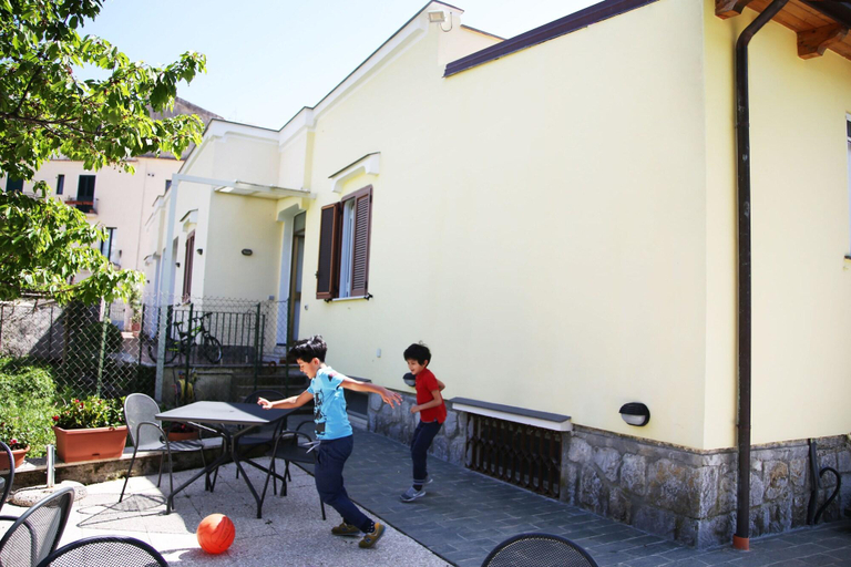 Others 5, A Casa Dei Nonni, Salerno