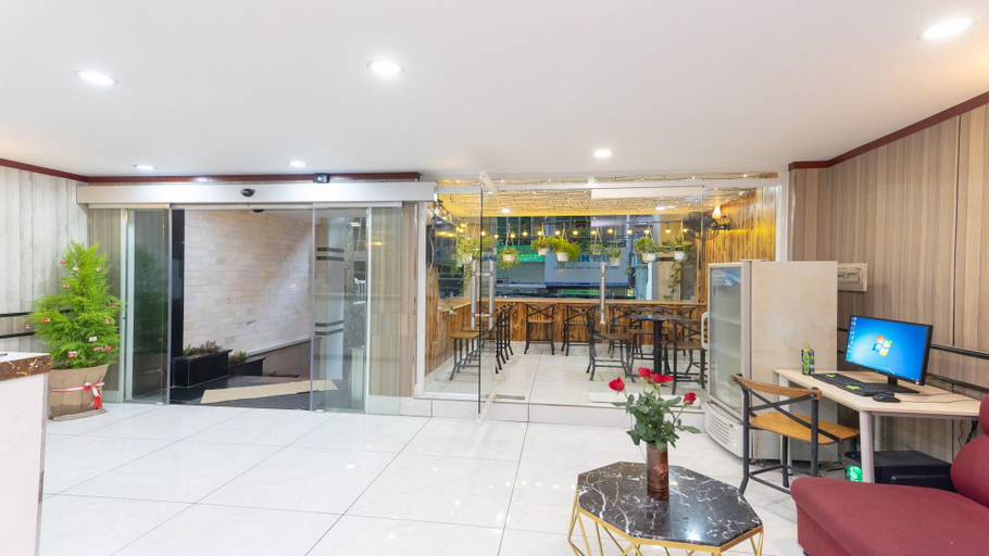 Public Area 1, Green Star Central Hotel, District 1