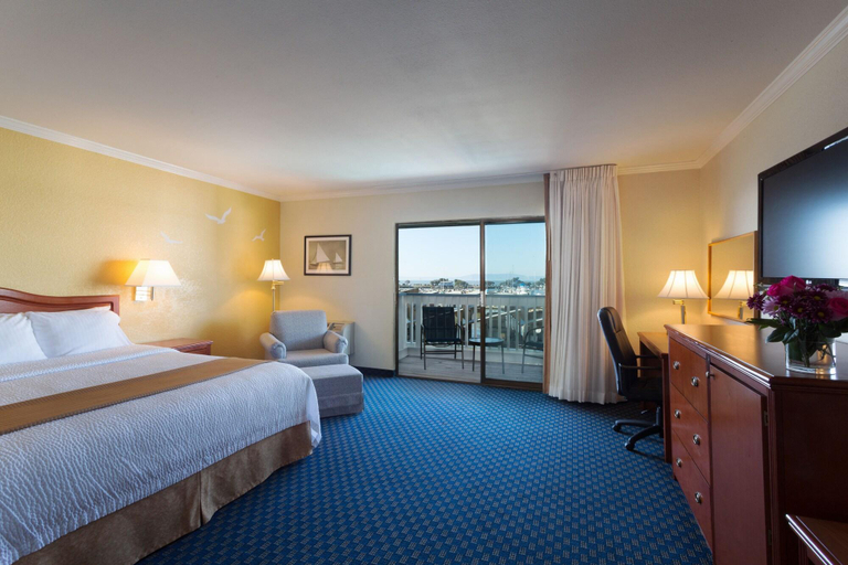 Bedroom 4, The Marina Inn on San Francisco Bay, Alameda