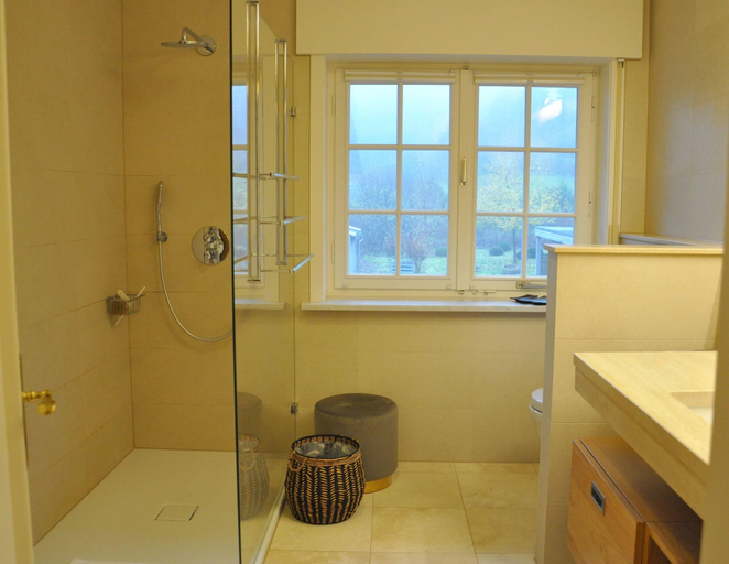Bathroom 4, Hotel Landhaus Meinsbur, Harburg