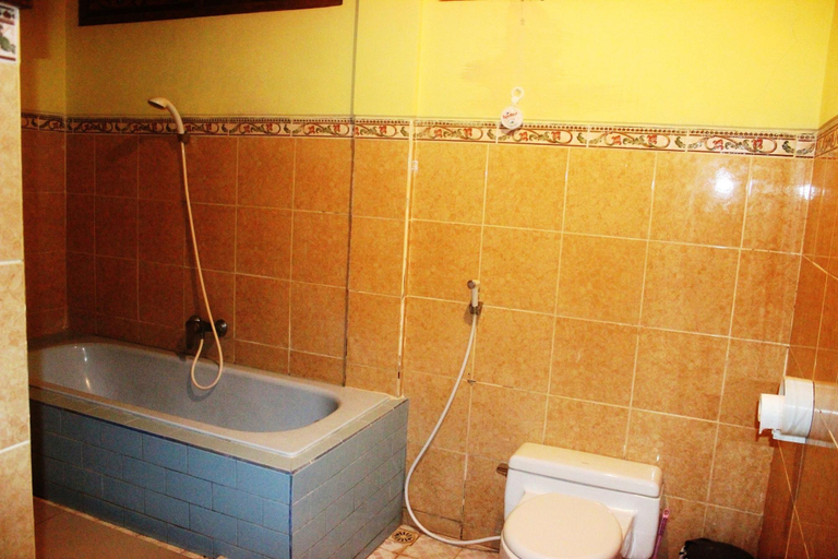 Bathroom 4, Amed Cafe Hotel, Karangasem