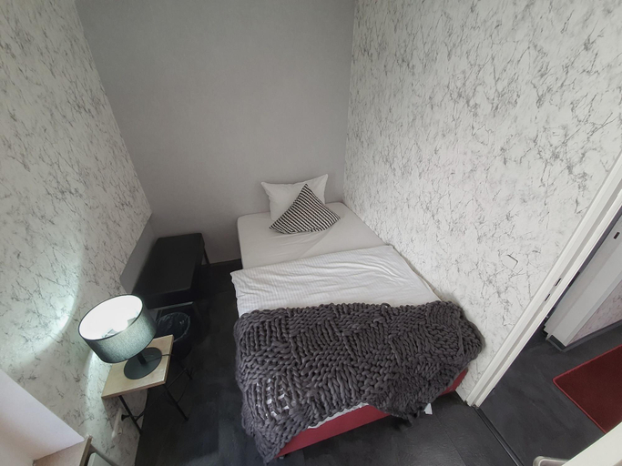 Bedroom 3, Falkenturm, München