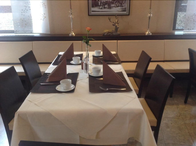 Others 5, Hotel Restaurant Alter Hof, Main-Taunus-Kreis