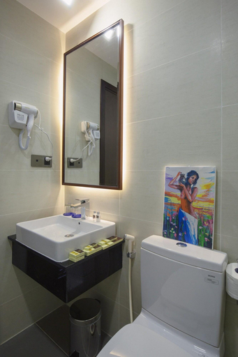 Bathroom 5, Sata Hotel, Nha Trang