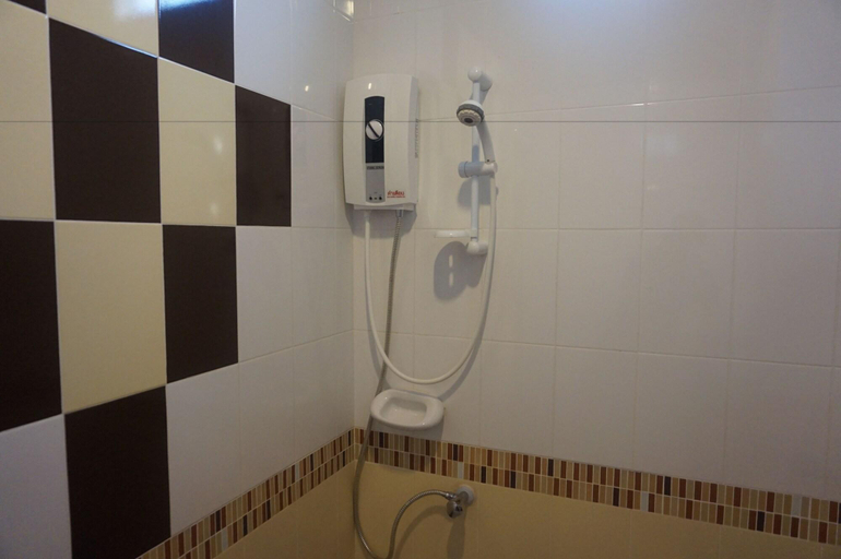 Bathroom 4, The Lion Residence, Muang Surin