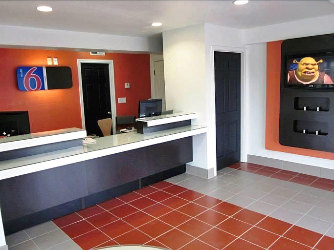 Public Area 2, Motel 6 Sulphur Springs, TX, Hopkins
