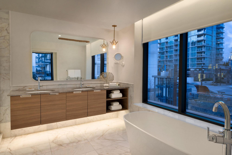 Bathroom 4, Seaside Hotel North Vancouver, Greater Vancouver
