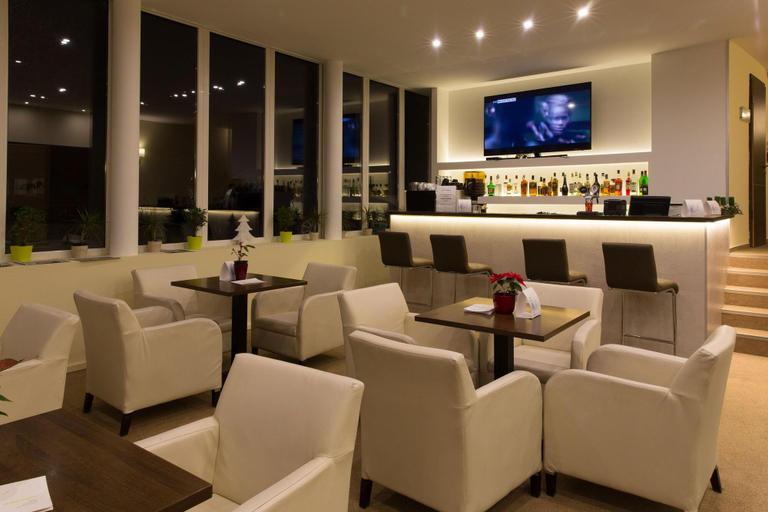 Public Area 2, CE Plaza Hotel, Siófok