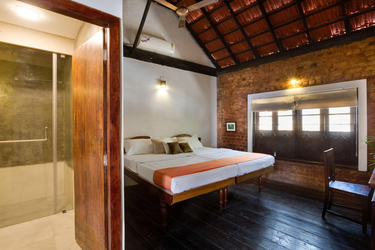 Bedroom 3, Niyati Boutique Homestay, Ernakulam