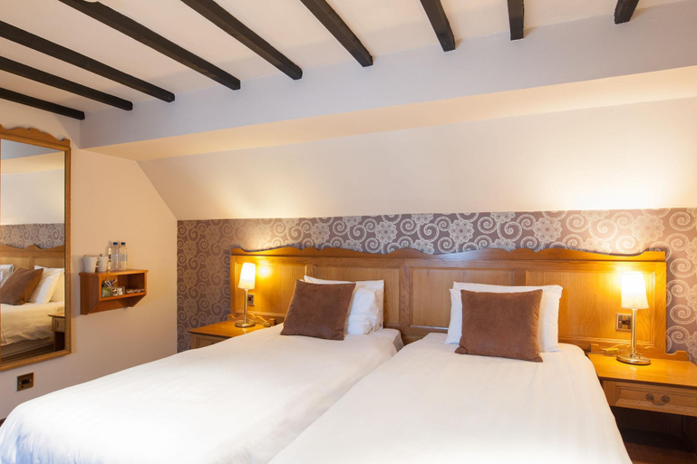 Bedroom 3, The Swan by Marstons Inns, West Berkshire