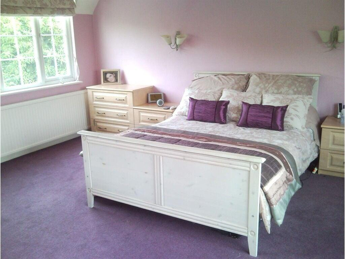 Bedroom 2, Latchmead, Hertfordshire