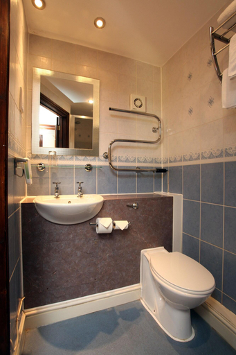 Bathroom 4, Shah of Persia by Marstons Inns, Poole