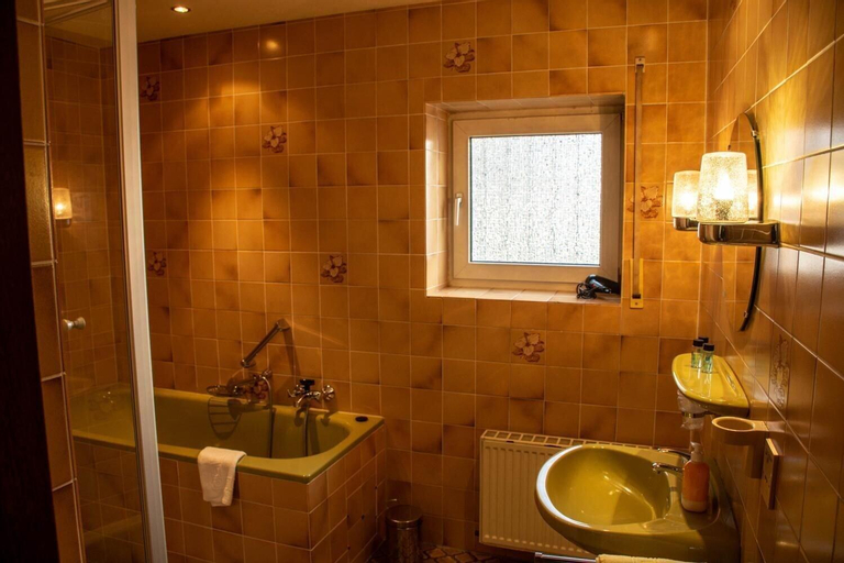 Bedroom 3, Bei Rothkopfs, Euskirchen