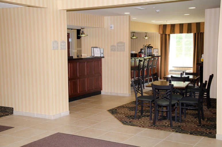 Public Area 2, Cobblestone Inn Suites Bloomfield, Davis